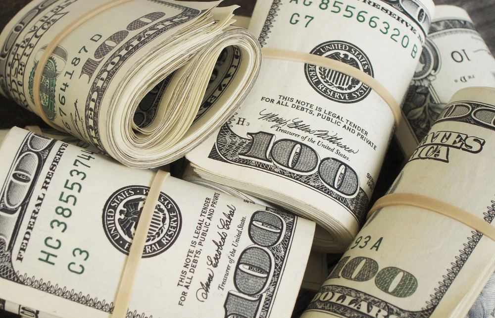 How to Use Credit Cards Without Paying Interest