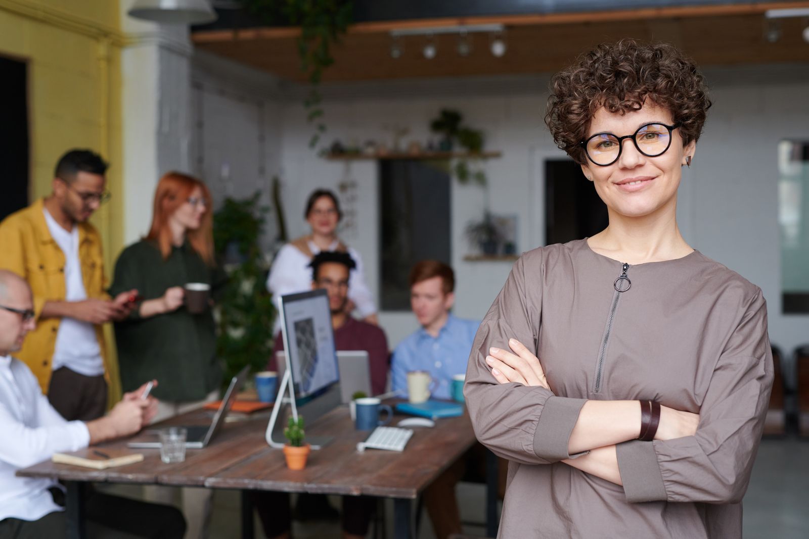 Simple Contracts and Invoices for First-Time Freelancers