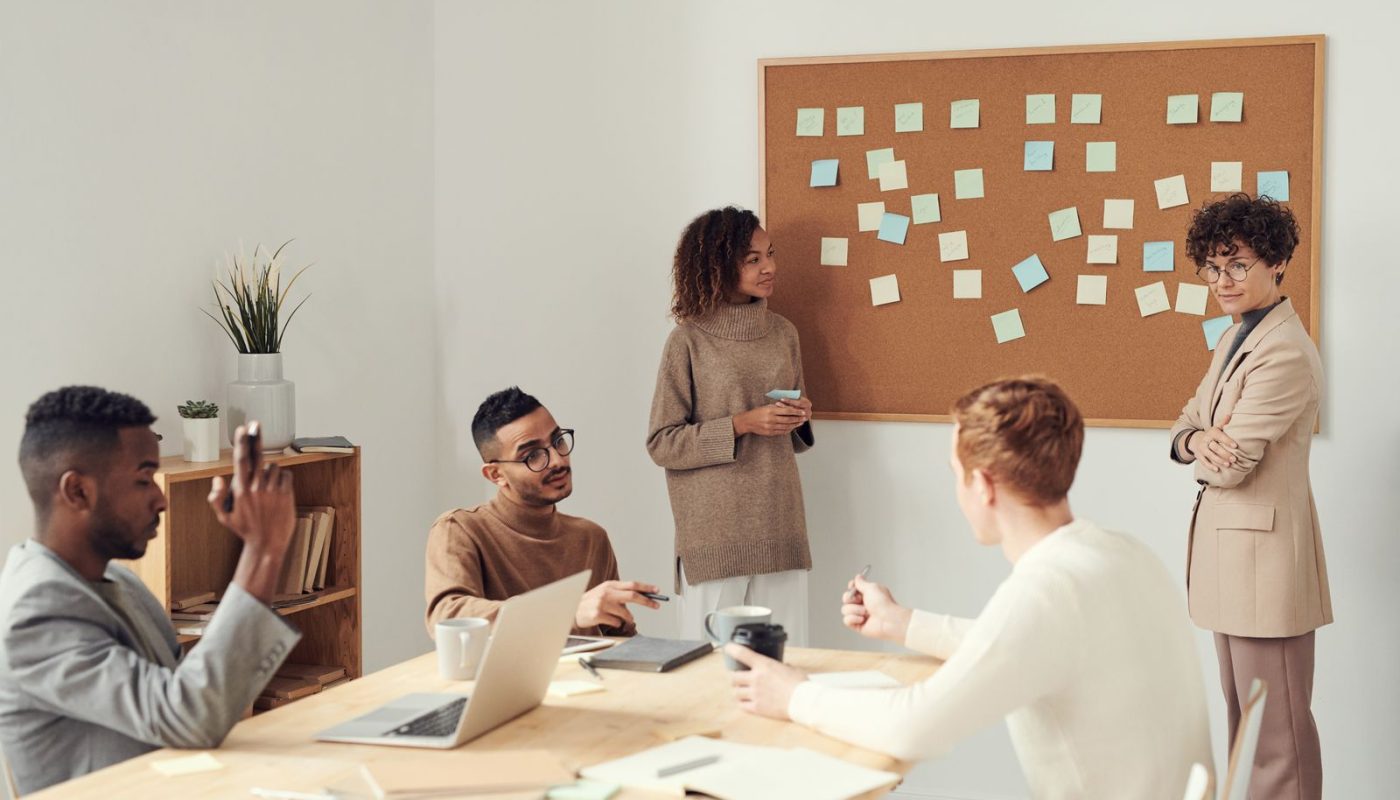 Weekend Shift Work vs Gig Apps: How to Compare Net Pay